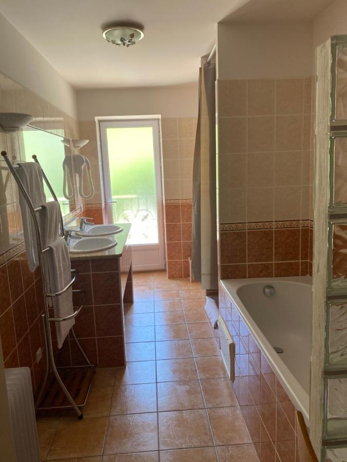 Chez Dume Bed & Breakfast Santa-Lucia-di-Tallano Luaran gambar