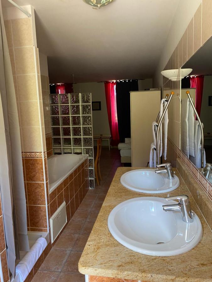 Chez Dume Bed & Breakfast Santa-Lucia-di-Tallano Luaran gambar